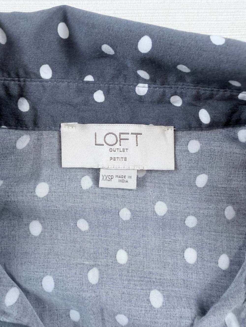 LOFT Button Down Shirt Size XXSP Gray White Polka Dot Long Sleeve